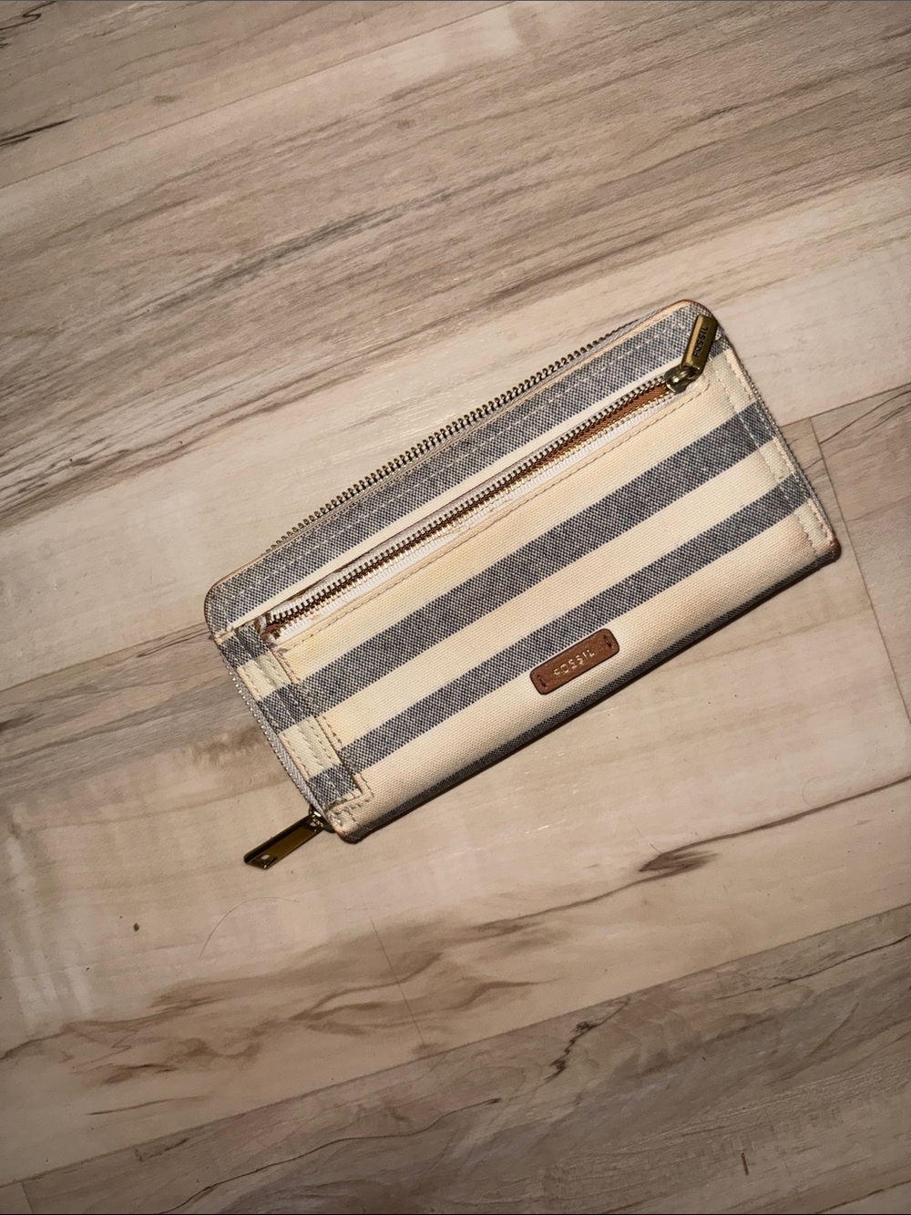 Fossil Striped Canvas Zip Wallet - Cream & Gray
